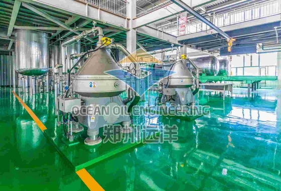 ISO9001 Chemical Refining Equipment Of Edible Oil With 200-500TPD Production Capacity